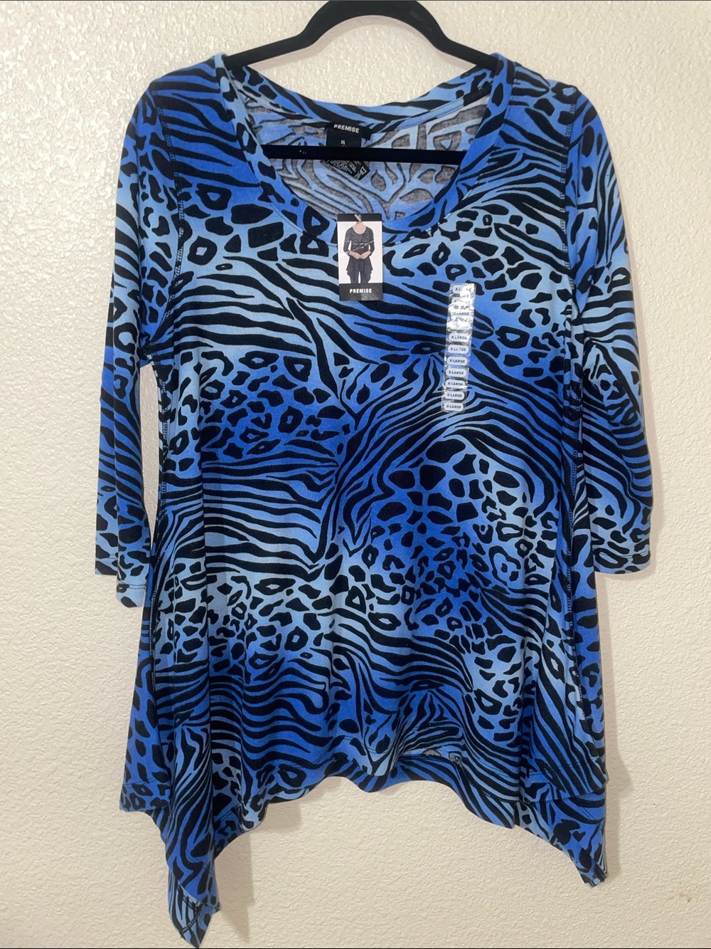 BNWT Premise Blue & Black Animal-Print Round Neck Tunic, size XL